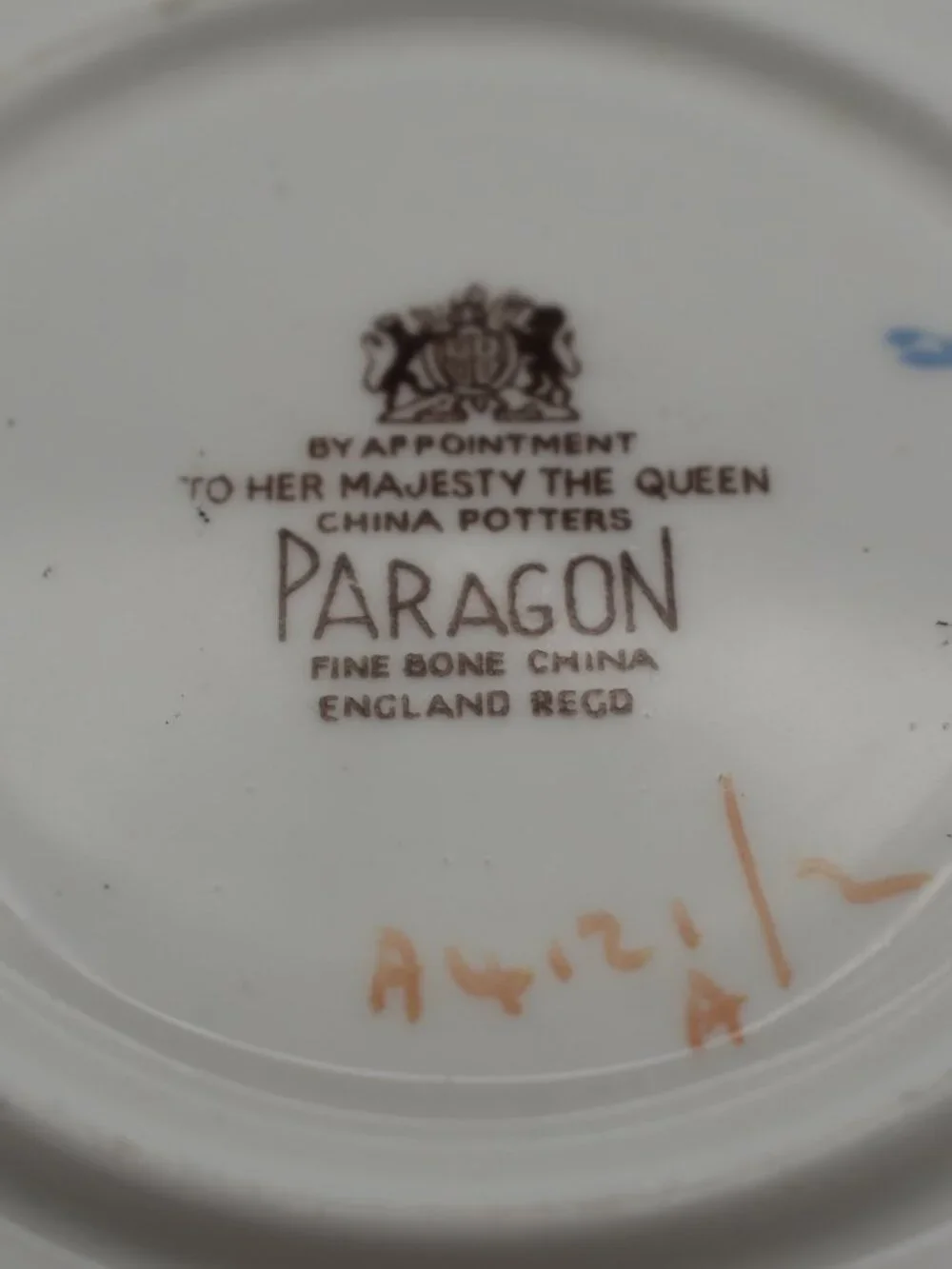 Vintage Paragon Fine Bone China England Primrose Yellow Gold Gilt Scalloped Sauc